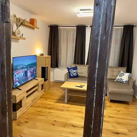 Historisches Wohnen Nahe Rathaus Und Steintor Appartamento *